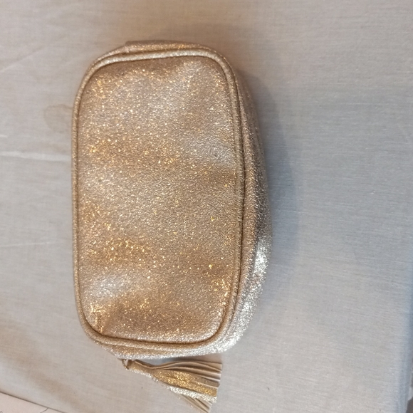 Alastin Skincare Cosmetic Bag - Picture 6 of 10